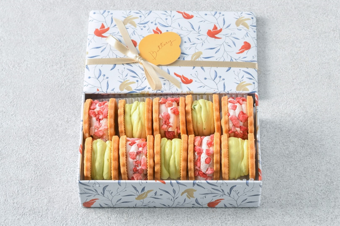 フランボワーズ｜バタリー春限定“ピスタチオ＆いちご”のバターサンド缶、北海道バターの濃厚クリーム