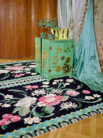 ケイタ マルヤマ“パンダや龍のサーカス柄”スニーカーをメゾン ミハラヤスヒロとコラボで、花鳥柄食器も｜写真20