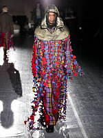 タナカ 2025-26年秋冬コレクション - 平和な世界のミリタリーウェア｜写真53