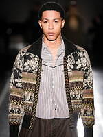 タナカ 2025-26年秋冬コレクション - 平和な世界のミリタリーウェア｜写真67