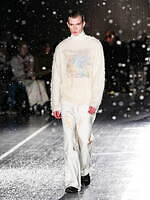 タナカ 2025-26年秋冬コレクション - 平和な世界のミリタリーウェア｜写真79