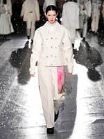 タナカ 2025-26年秋冬コレクション - 平和な世界のミリタリーウェア｜写真92