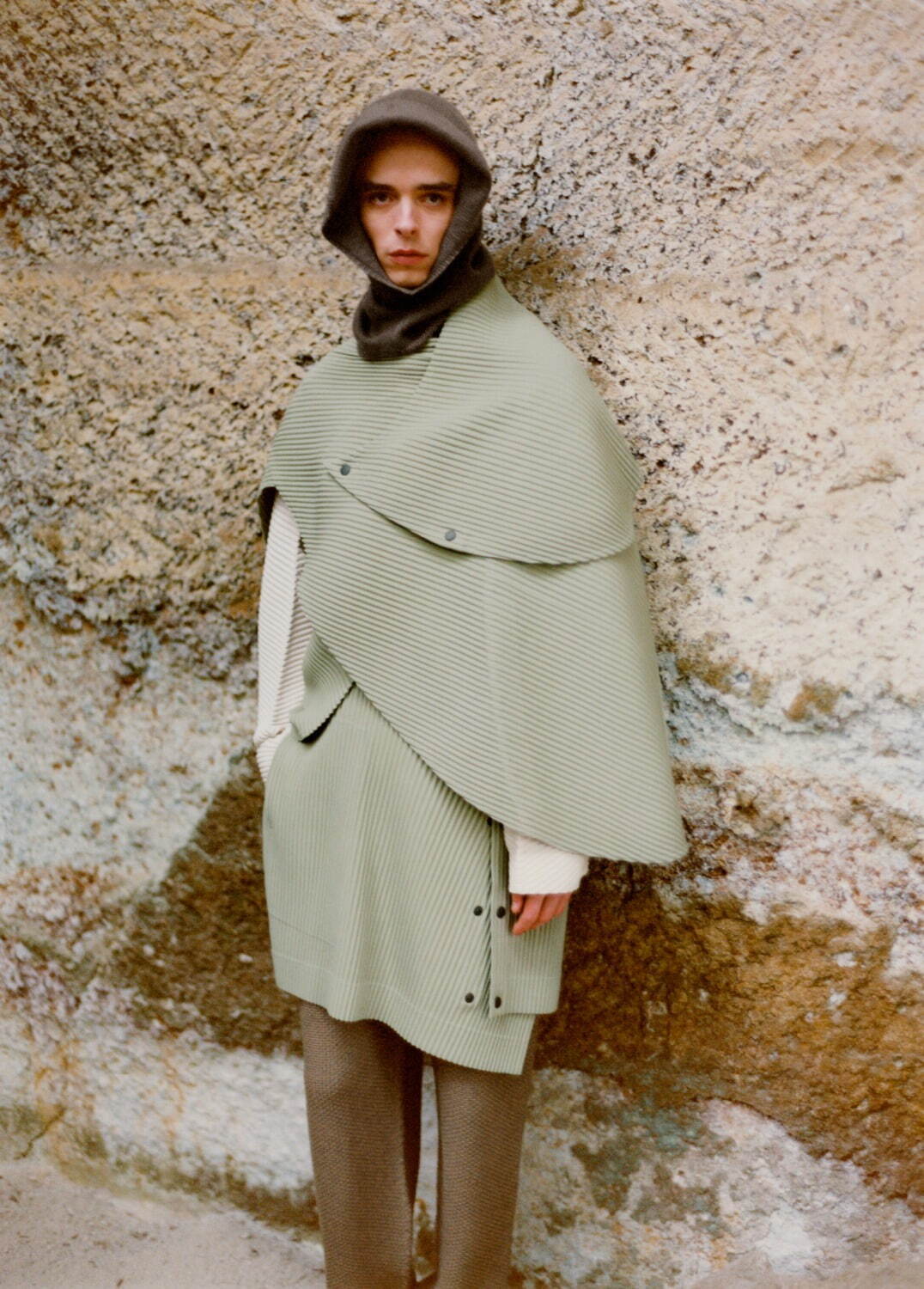 オム プリッセ イッセイ ミヤケ(HOMME PLISSÉ ISSEY MIYAKE) 2025-26年秋冬メンズコレクション  - 写真13