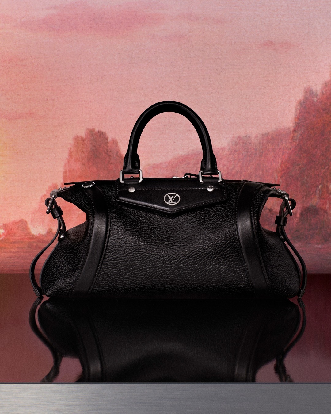 写真6/7｜ルイ・ヴィトン25年春夏ウィメンズバッグ「LV バイカー