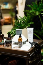 ジョンマスターオーガニックが表参道に旗艦店 - ヘアサロンやカフェバーも併設｜写真6