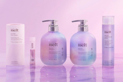 メルト「うねり髪」向け新ヘアケア誕生、“ピオニー＆フィグ”香るスムースシャンプーやトリートメント