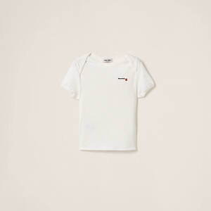 ミュウミュウ × プチバトー“子ども服”着想ロゴTシャツやボディスーツ、コットンの柔らかな着心地で｜写真8