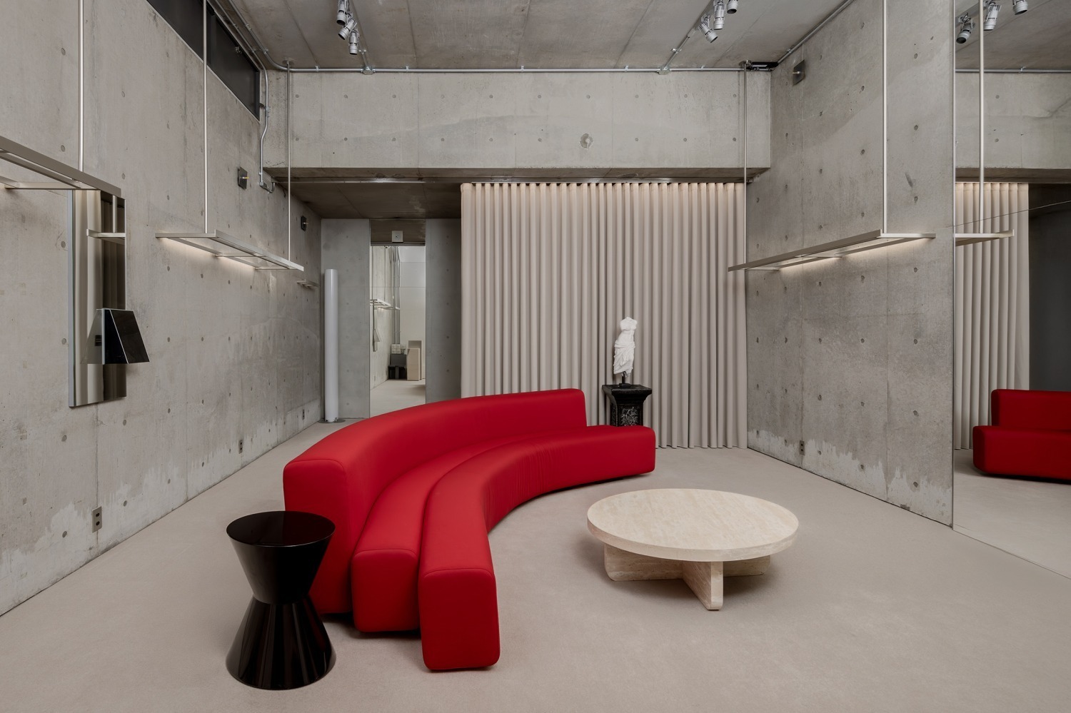 ハルノブムラタ初の直営店が東京・元麻布に、予約制ブティック＆見学できるアトリエ