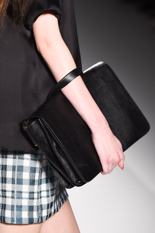 エマニュエル ウンガロ(Emanuel Ungaro) 2015年春夏ウィメンズコレクション  - 写真25