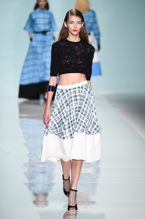 エマニュエル ウンガロ(Emanuel Ungaro) 2015年春夏ウィメンズコレクション  - 写真26