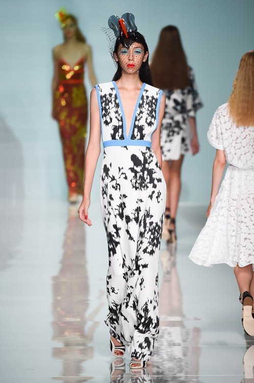 エマニュエル ウンガロ(Emanuel Ungaro) 2015年春夏ウィメンズコレクション  - 写真64