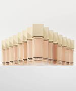 バーバリー ビューティ2025年日本再上陸、“トレンチコート着想”のアイシャドウや艶リップ｜写真26