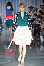 SHIDA TATSUYA（シダタツヤ）2011年春夏コレクションを発表｜写真6