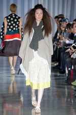 SHIDA TATSUYA（シダタツヤ）2011年春夏コレクションを発表｜写真8