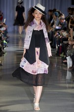 SHIDA TATSUYA（シダタツヤ）2011年春夏コレクションを発表｜写真15