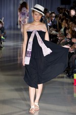 SHIDA TATSUYA（シダタツヤ）2011年春夏コレクションを発表｜写真20