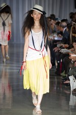 SHIDA TATSUYA（シダタツヤ）2011年春夏コレクションを発表｜写真24