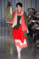 SHIDA TATSUYA（シダタツヤ）2011年春夏コレクションを発表｜写真30