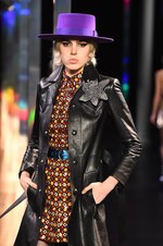 サンローラン 2015年春夏コレクション - グラムロックの煌めきとジェンダーフリー｜写真5