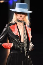 サンローラン 2015年春夏コレクション - グラムロックの煌めきとジェンダーフリー｜写真9