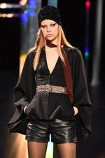 サンローラン 2015年春夏コレクション - グラムロックの煌めきとジェンダーフリー｜写真70