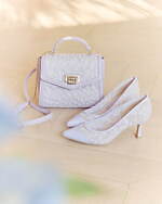 ダイアナ(DIANA) 花束｜写真3