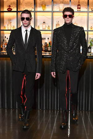 リンシュウ(RYNSHU) 2025-26年秋冬ウィメンズ&メンズコレクション  - 写真9