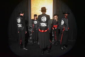 リンシュウ(RYNSHU) 2025-26年秋冬ウィメンズ&メンズコレクション  - 写真10