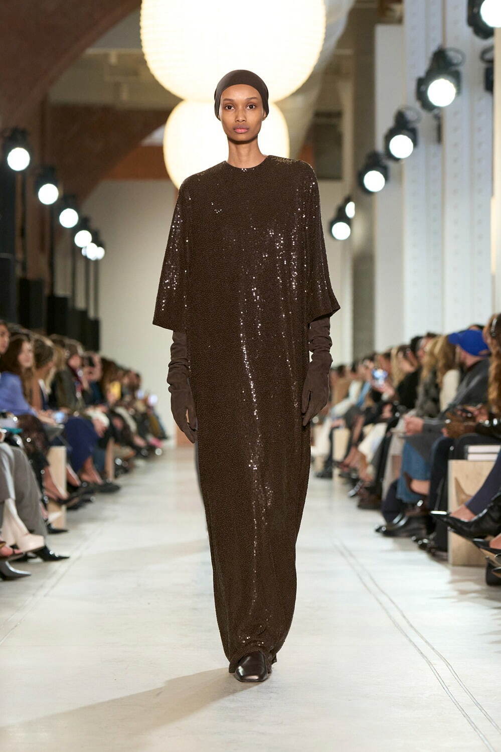 マイケル・コース(MICHAEL KORS) 2025-26年秋冬ウィメンズコレクション  - 写真54