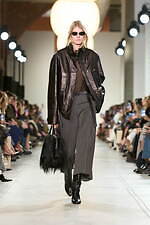 マイケル・コース 25-26年秋冬コレクション - エレガンスの極みへ｜写真8