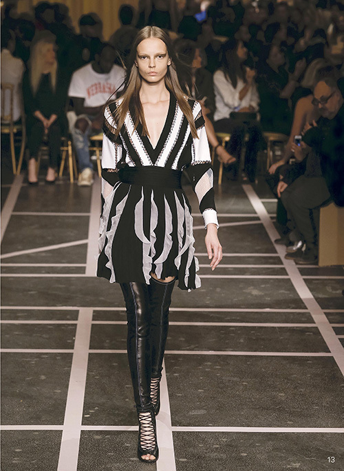 ジバンシィ バイ リカルド ティッシ  2015年春夏<span>コレクション</span> - 写真13