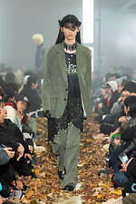 コッキ 2025-26年秋冬コレクション、人の手から生まれる躍動と輝き｜写真16