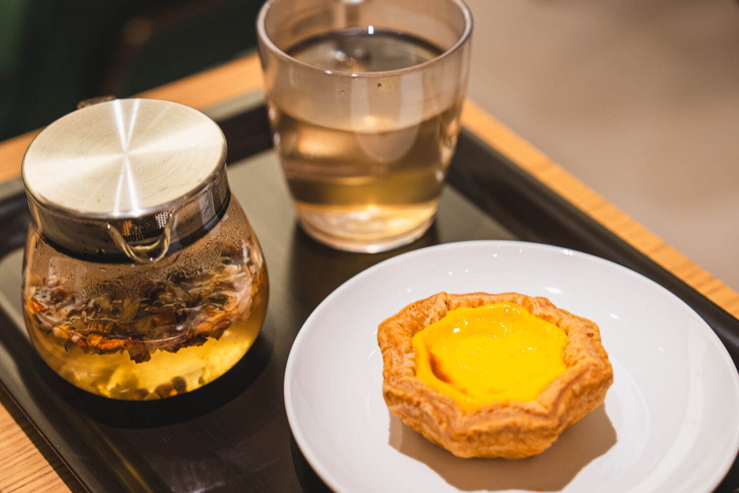 スターバックス“石臼抹茶”の限定フラペチーノ＆苺香るムースティー、銀座の新店で｜写真11