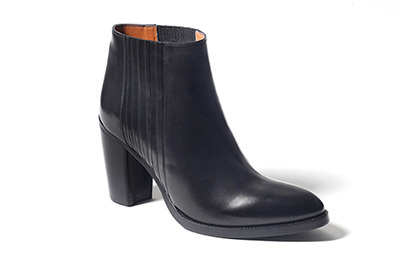 ブーティ｜バーニーズ ニューヨーク銀座店10周年記念で限定アイテム発売 - カルヴェンやバレンシアガなど