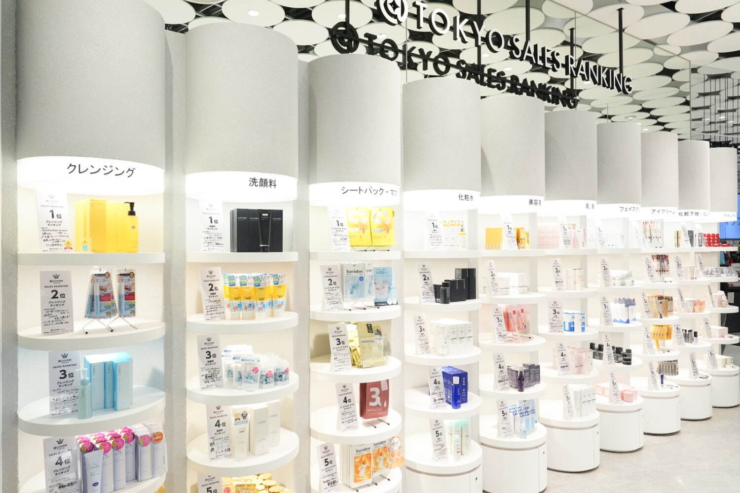 「アットコスメ 東京」がリニューアル、約750ブランド＆限定アイテム、新フレグランスゾーンも｜写真17
