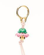 ロエベ25年春レディース革財布、引き手に“デイジーの花”が咲く二つ折りやカードケース｜写真12