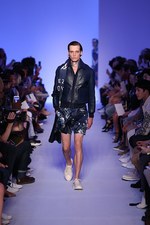 ルイ・ヴィトン 2016年春夏メンズコレクション - 世界にまたがる、ファッションの共通言語｜写真8