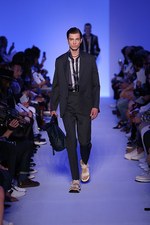 ルイ・ヴィトン 2016年春夏メンズコレクション - 世界にまたがる、ファッションの共通言語｜写真24