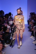 ルイ・ヴィトン 2016年春夏メンズコレクション - 世界にまたがる、ファッションの共通言語｜写真35