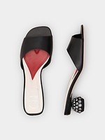 ロジェ ヴィヴィエ25年春夏サンダル、“まるでジュエリー”ガラス煌めく円形ヒール×ハート型インソール｜写真9