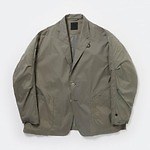 ダイワ ピア39の25年春夏“軽量撥水素材”ジャケット＆パンツ、持ち運びの便利なパッカブル仕様｜写真3