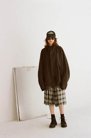 エッセイ(ESSAY) 2025年春夏ウィメンズ&メンズコレクション  - 写真21