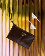 プラダ“ヴィンテージ風”レディース革財布、三つ折りやカードケースにグリーンやベージュの新色｜写真3