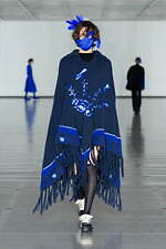 シンヤコヅカ 2025-26年秋冬コレクション - ペンギンなあなたへ届ける讃歌｜写真10