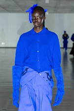 シンヤコヅカ 2025-26年秋冬コレクション - ペンギンなあなたへ届ける讃歌｜写真31