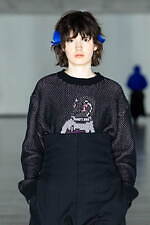 シンヤコヅカ 2025-26年秋冬コレクション - ペンギンなあなたへ届ける讃歌｜写真33