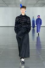 シンヤコヅカ 2025-26年秋冬コレクション - ペンギンなあなたへ届ける讃歌｜写真57