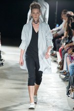 小林幸子が登場！ガッツダイナマイトキャバレーズの2011年春夏コレクション｜写真6