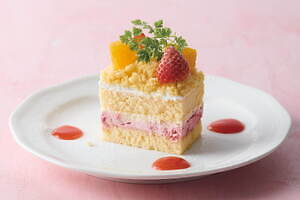 アフタヌーンティー・ティールームの春メニュー、“苺とさくら”のスコーンケーキ＆桜香る抹茶ミルクティー｜写真9