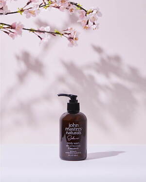 ボディ・フェイスケア sakura Amazon | フェニックス 馬油さくら ボディソープ ほのかな桜の